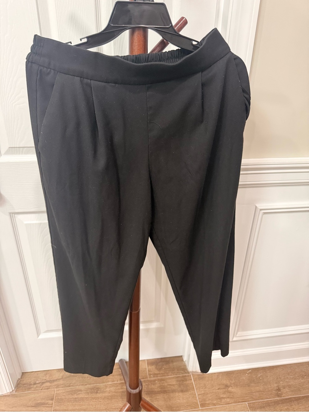 GAP Factory Black Men’s Pleated Dress Pants